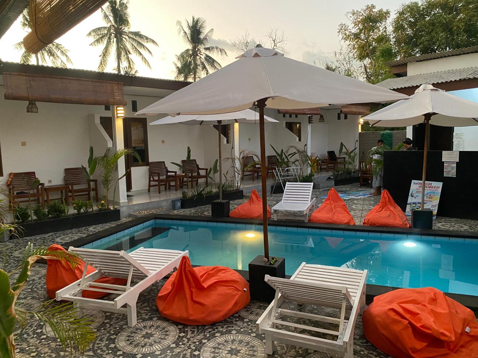 Cape Rose2 Hotel Quần đảo Gili Ngoại thất bức ảnh